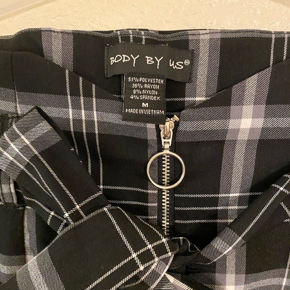 Platted Black with a hint of white Dress pants - Picture 3 of 6